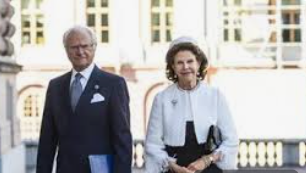 ملك وملكة السويد يزوران مخيم الزعتري