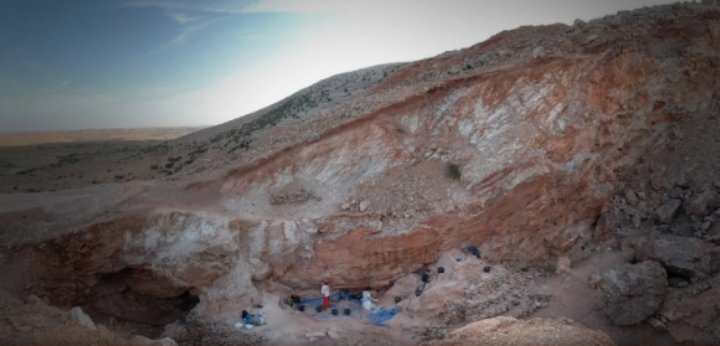 العثور على جماجم بشرية وسط قرية مغربية