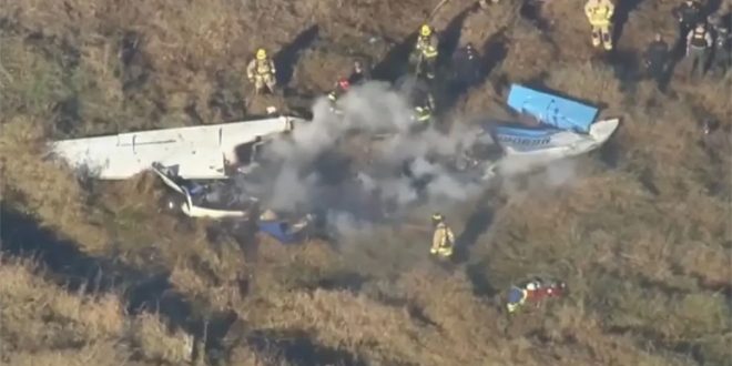 مصرع 4 أشخاص جراء تحطم طائرة في واشنطن