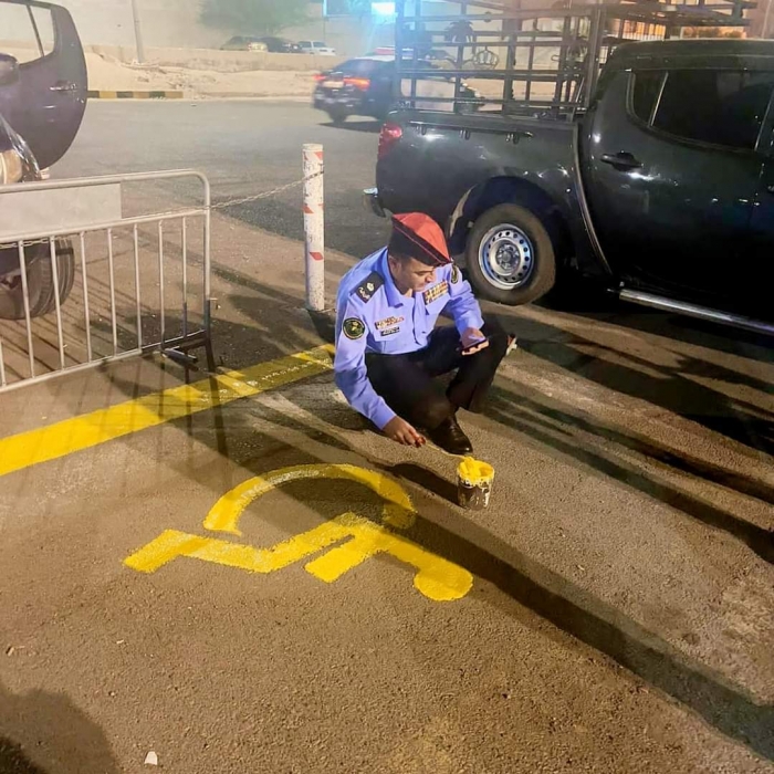 مبادرة اترك اثر تشارك بتزين وتجميل قسم سير العقبه....صور