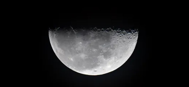بعد 50 عاما.. ناسا تعود للقمر وتؤسس قاعدة أرتيميس القمرية