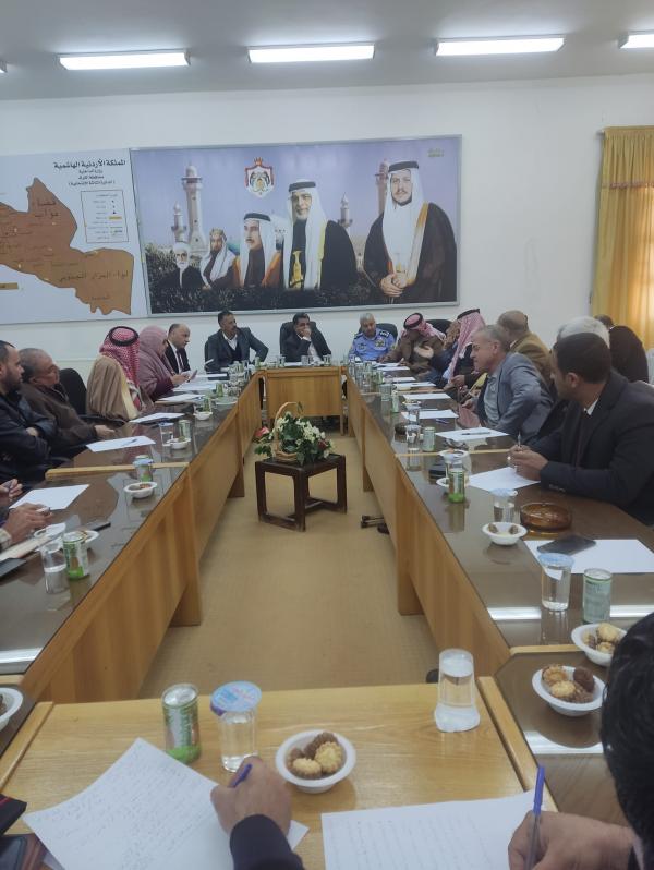 محافظ الكرك يؤكد أهمية التشاركية الفاعلة لتقديم الخدمات للمواطنين