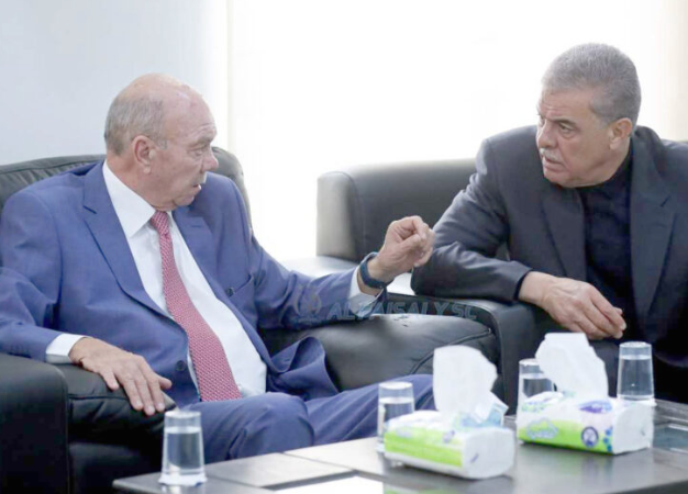 الفايز يهنئ الهيئة الإدارية الجديدة للنادي الفيصلي