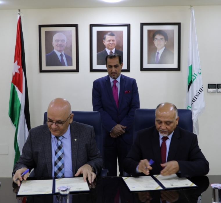 المجلس التمريضي يوقع اتفاقية مع رومانيا
