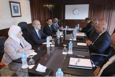 وزير الأشغال والنقل يلتقي نظيره المصري