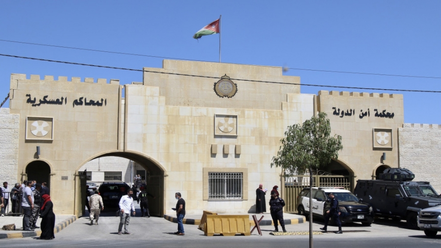 مذكرة تفاهم لملاحقة المتورطين بجرائم المخدرات المرتبطة بـ”غسل الأموال”