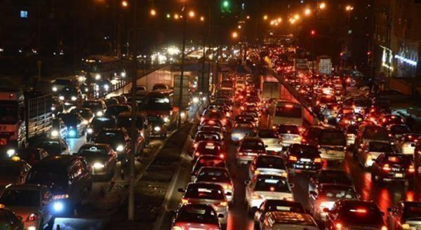 ازدحامات بعمّان بسبب الجمعة البيضاء