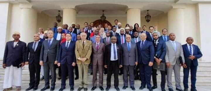 معهد الدراسات الدبلوماسية في مصر ينظم دورة تدريبية للدبلوماسيين من جمهورية القمر المتحدة_صور