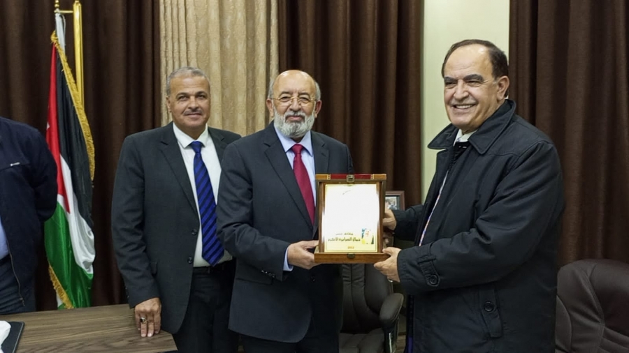 مؤسسة اعمار سحاب تكرّم العين جمال الصرايرة (صور)