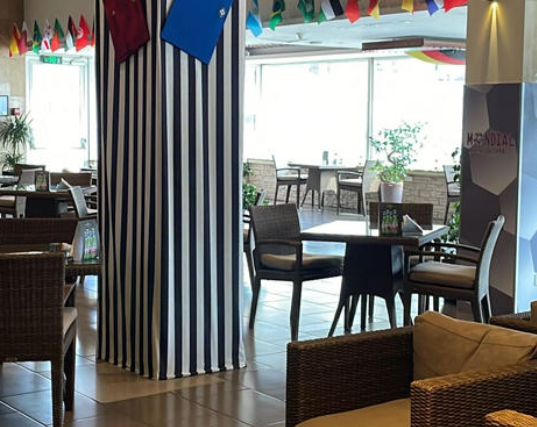 كأس العالم.. وأجواء الحماسة والتشويق في فيينا كافية كراون بلازا عمان