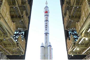 الصين تستعد لإطلاق المركبة شنتشو15 إلى محطتها الفضائية الثلاثاء