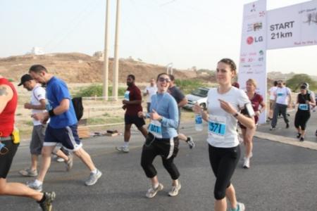 العقبة: إغلاقات وتحويلات بسباق نصف مارثون البحر الأحمر الجمعة