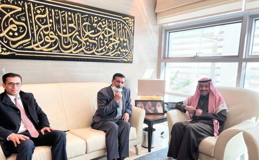 السديري يلتقي النائب رجل الصرايرة