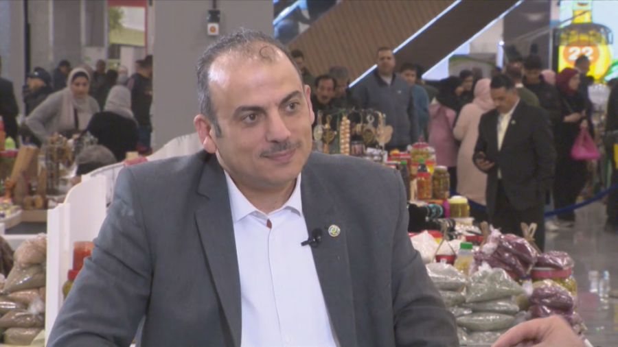 مركز البحوث الزراعية: اللون والطعم لا يكفيان لتحديد ما إذا كان زيت الزيتون أصليا أم لا