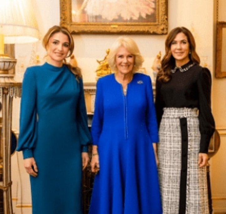 الملكة القرينة كاميلا تستقبل الملكة رانيا في لندن