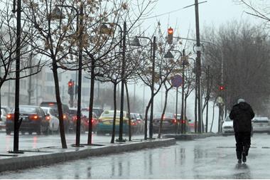 الأرصاد: مناطق تشهد اليوم أمطار غزيرة ورعد