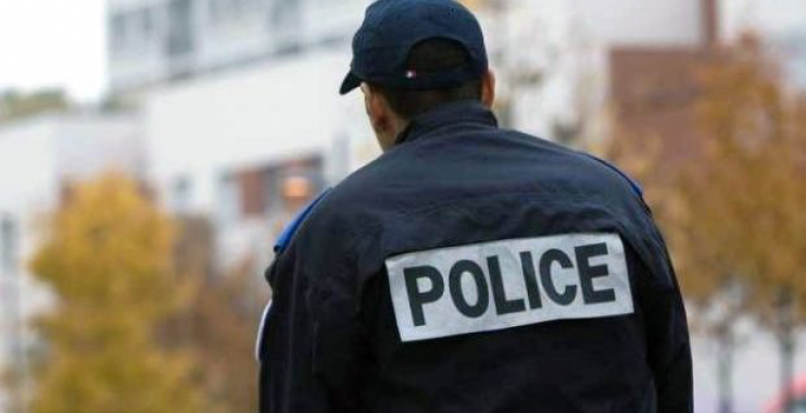 المغرب .. الشرطة تحقق مع سائح فرنسي قتل ولديه وحاول الإنتحار