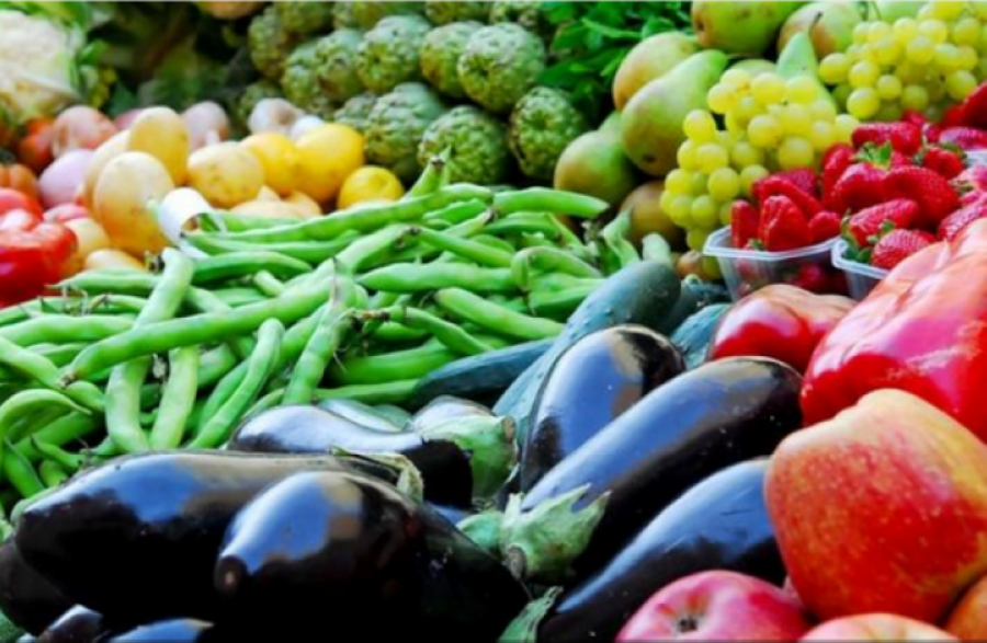 3534 طن خضار وفواكه وورقيات وردت السوق المركزي الثلاثاء