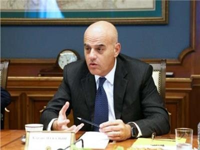 رئيس إيني يتحدث عن تحدي تأمين إمدادات الطاقة.. ما علاقة مصر والجزائر؟