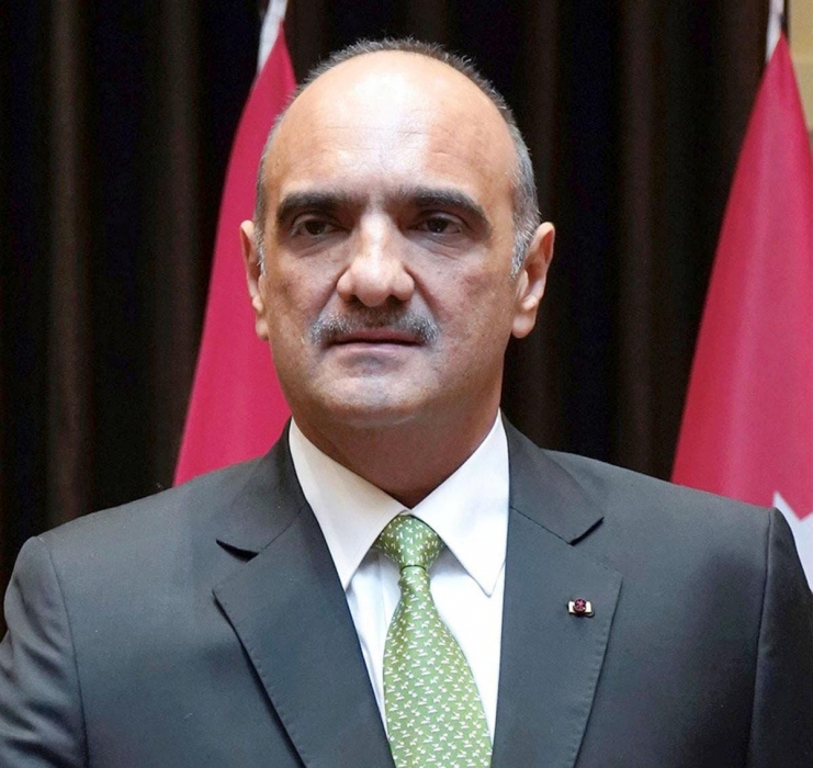 الخصاونة يزور مؤسسة الإذاعة والتلفزيون ويلتقي رئيس مجلس الإدارة ومديرها العام ومدراء الادارات