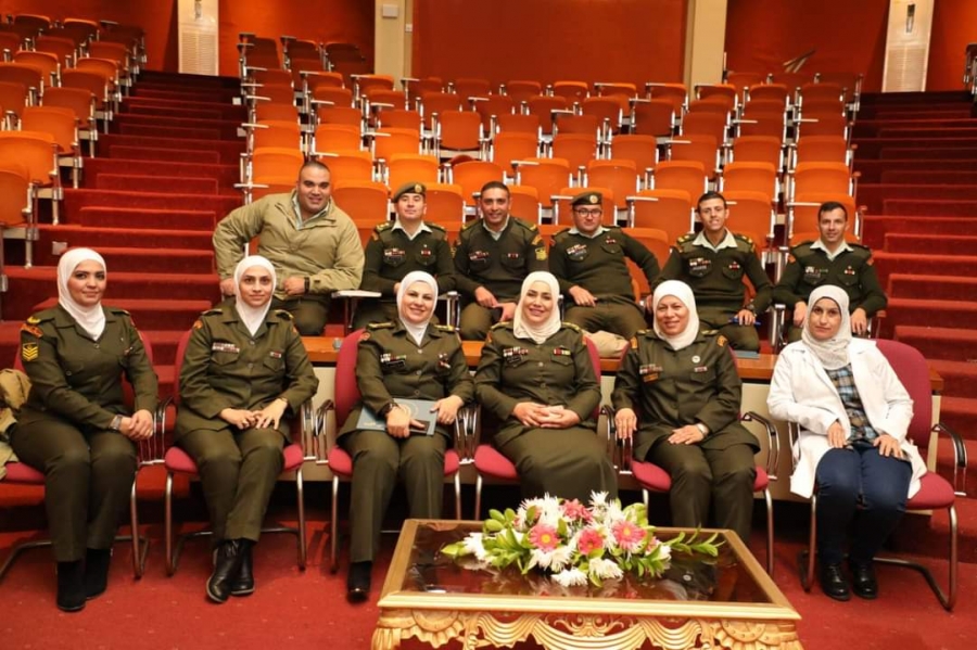 ورشة عمل بعنوان رفض العنف في بيئة العمل...صور