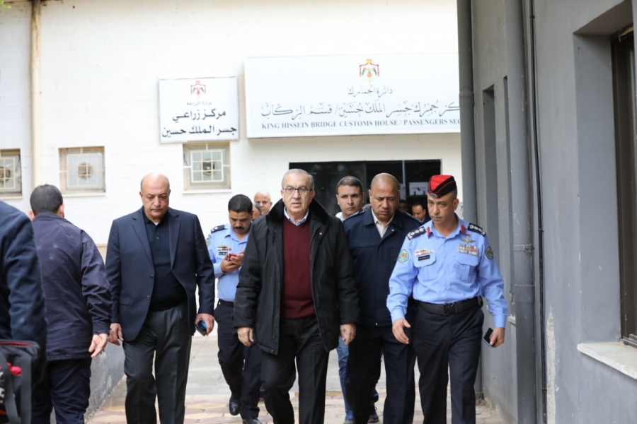 وزير الأشغال يتفقد مشاريع في عمان والبلقاء...صور