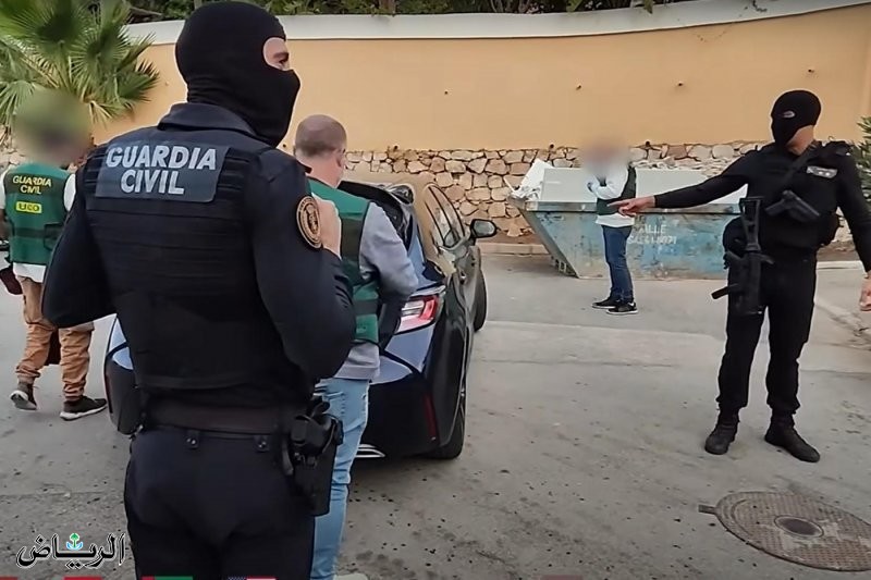 مداهمات في 14 دولة أوروبية للتحقيق بقضية احتيال ضريبي بـ 2.2 مليار يورو