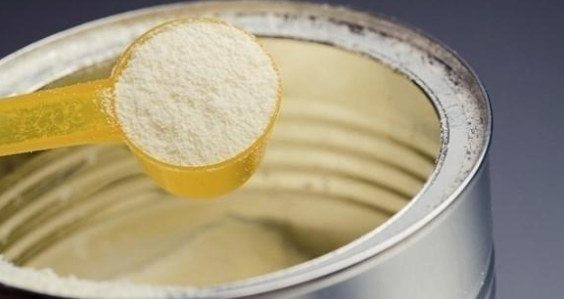 الصيادلة: لا ارتفاع على أسعار حليب الأطفال بالأردن