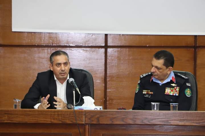 ادارة مكافحة المخدرات تطلق يوما توعويا في جامعة العلوم والتكنولوجيا _صور