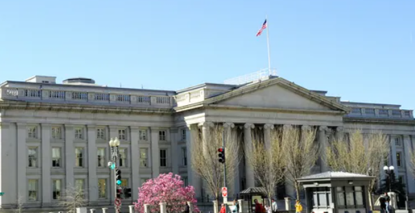 الاقتصاد الأميركي ينمو بـ 2.9 بالمئة في الربع الثالث