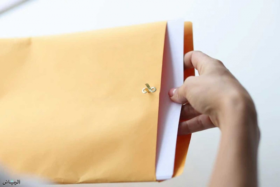 إصابة موظف بالسفارة الأوكرانية في مدريد برسالة مفخخة