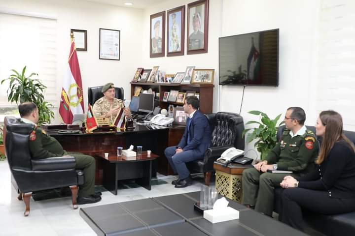 شراكة بين الخدمات الطبيّة الملكيّة وشركة روش لإعداد دراسة جدوى اقتصاديّة للعلاج البروتوني لتعزيز السياحة العلاجية