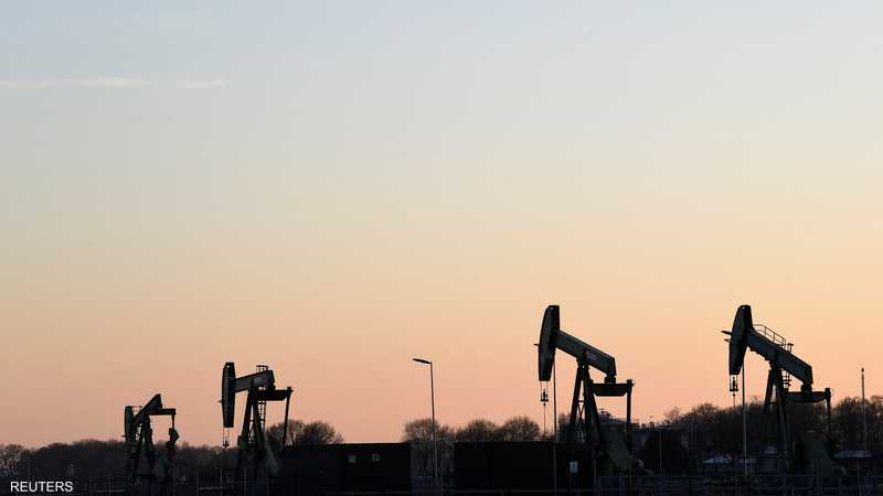 النفط يقتنص أول مكاسب أسبوعية بعد 3 أسابيع من التراجع