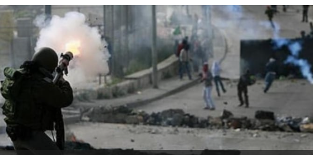 مواجهات مع الاحتلال قرب مخيم قلنديا في القدس