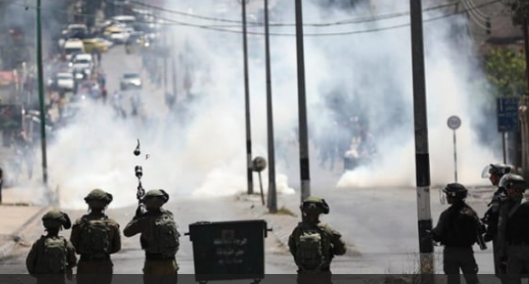 إصابات بالاختناق في مواجهات مع الاحتلال في أوصرين بنابلس