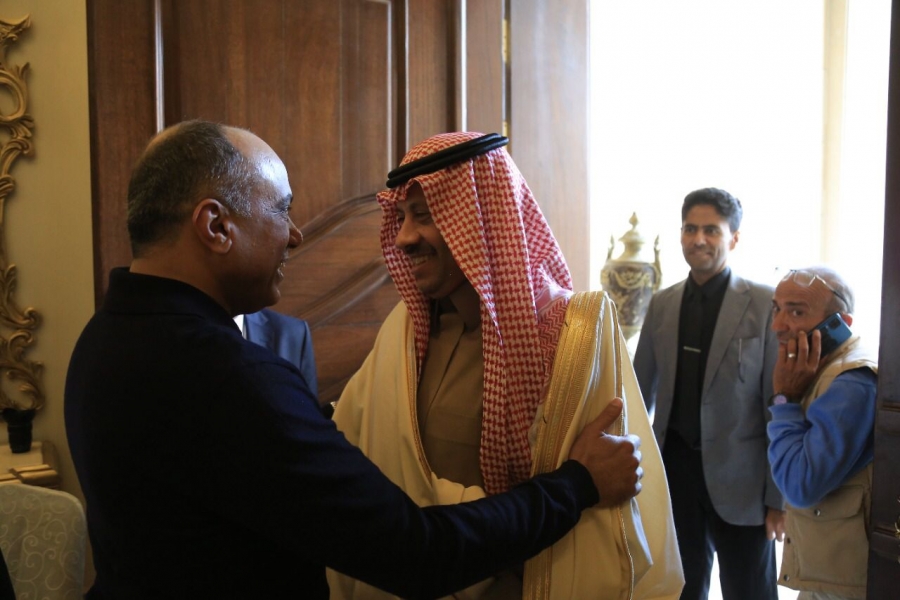 السديري يلبي دعوة النائب نصار القيسي..صور