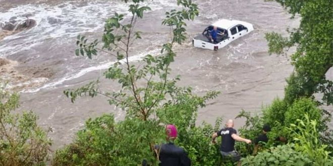 مصرع تسعة أشخاص جراء فيضان نهر في جنوب أفريقيا