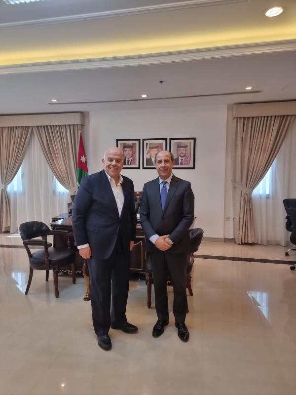 ملص يلتقي السفير اللوزي بالدوحة: مكتبه مفتوح دائما