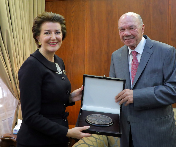 رئيس مجلس الأعيان يلتقي رئيسة جمهورية كوسوفو السابقة