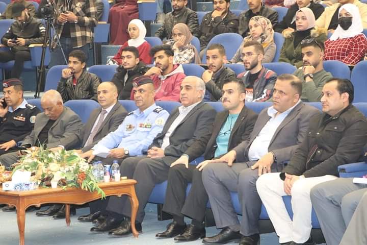 ادارة مكافحة المخدرات تطلق يوما توعويا في جامعة الحسين بن طلال