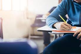 التربية توضح شكل امتحان تكميلية التوجيهي