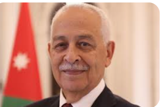 العيسوي 64عاما متواصلة وهو يخدم وطنه في مواقع مختلفة