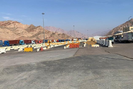 الجبور: إضراب الشاحنات يهدد سلاسل التوريد للأردن