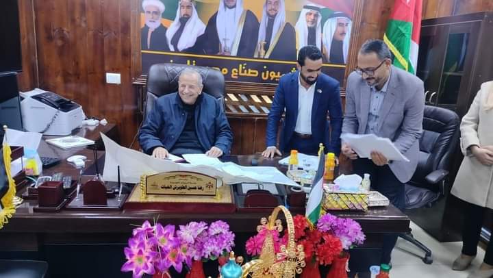 كريشان يزور بلدية الرويشد_صور