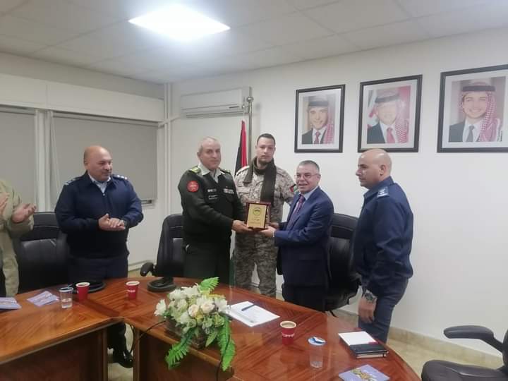 معهد الإدارة والتدريب اللوجستي يزور دائرة الإحصاءات العامة_صور