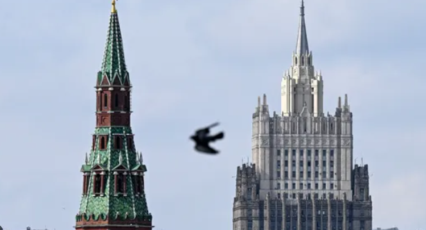 الكرملين يندد بـالوثيقة الأميركية.. تصادمية وتستفز روسيا