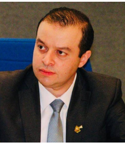 قادري: قطاع المحيكات محور أساسيّ بين الصناعات عالية القيمة في رؤية التحديث الاقتصاديّ