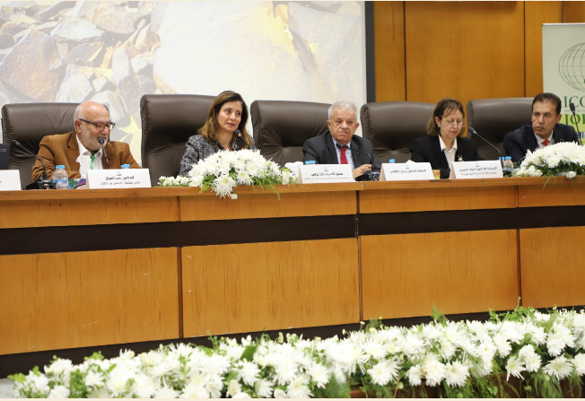 جلسة حوارية لمناقشة كتاب فريدة ومتميزة لسمو الأميرة دانا فراس