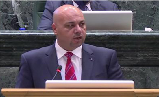 هذا ما فعله النائب سالم الضمور بعد تعرض العميد العضايلة لأزمة قلبية حادة