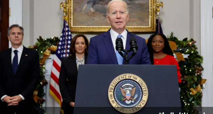 بايدن: أشكر الإمارات لدورها بعملية تبادل الموقوفين مع روسيا